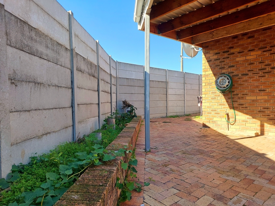 3 Bedroom Property for Sale in Protea Heights Western Cape